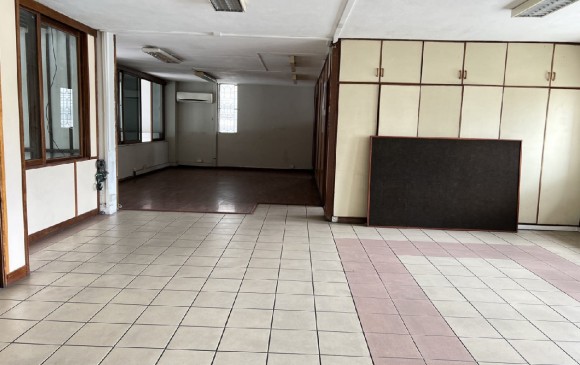  Unfurnished Renting - Commercial space - port-louis  