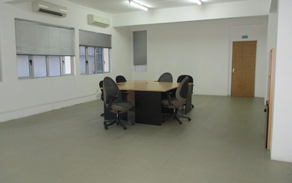  Unfurnished Renting - Office(s) - port-louis  