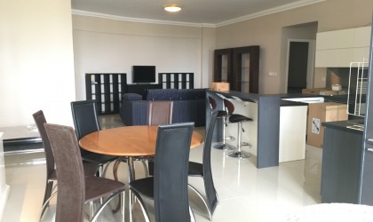  Furnished renting - Apartment - rose-hill  